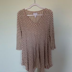 Jessica Simpson maternity tunic